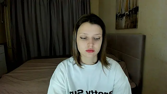 SoniNesti online show from 10/30/25, 02:47