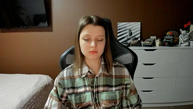 SoniNesti online show from 03/12/26, 02:32