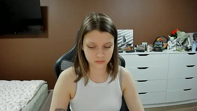 SoniNesti online show from 04/09/26, 03:18