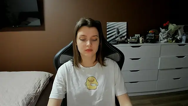 SoniNesti online show from 03/24/26, 02:17