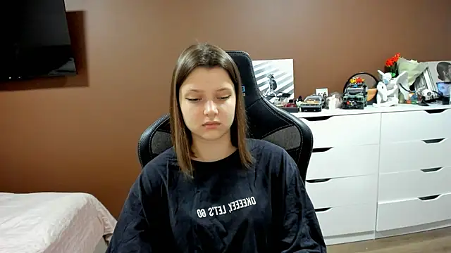 SoniNesti online show from 03/05/26, 02:46