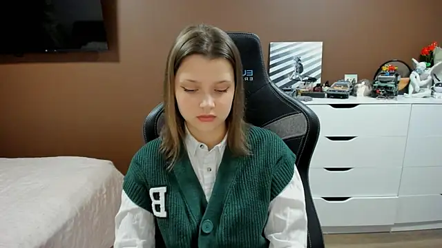 SoniNesti online show from 03/14/26, 02:23