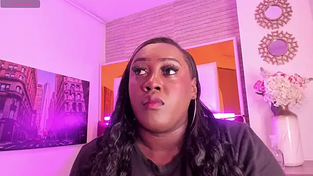 ShaniaBrownn online show from 03/08/26, 07:28