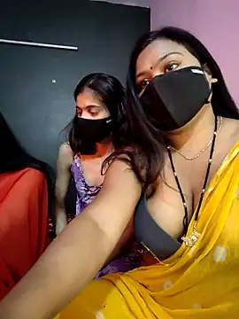 cutee  crazy online show from 02/07/26, 01:52