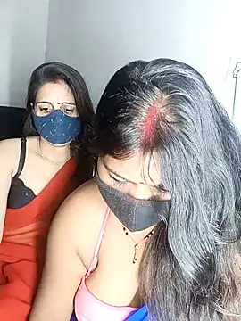 Snapshot of cutee__crazy chatting on 09/26/25, 06:15 cutee crazy online show from 09/26/25, 06:15