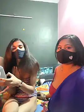 cutee  crazy online show from 01/13/26, 01:59