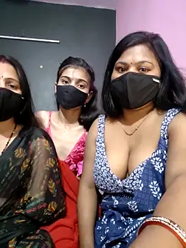 cutee  crazy online show from 03/11/26, 02:22