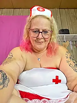 Snapshot of DavisDesires chatting on 02/23/26, 09:04 DavisDesires online show from 02/23/26, 09:04