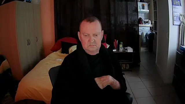 passifsoumis1963 online show from 11/11/25, 08:20