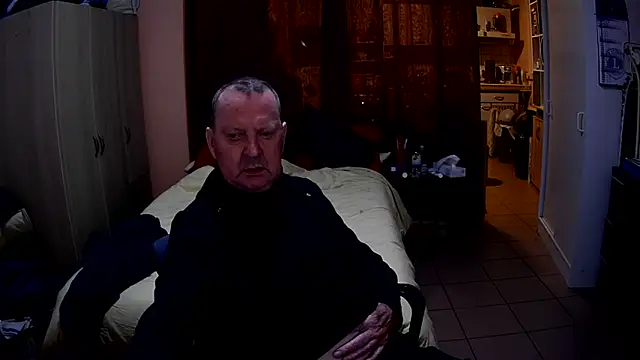 passifsoumis1963 online show from 11/09/25, 07:07