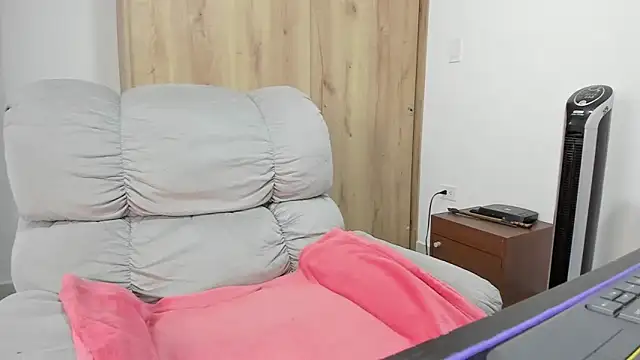 xspecialoomx online show from 03/31/26, 01:13