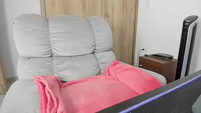 xspecialoomx online show from 03/30/26, 08:32