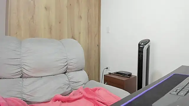 xspecialoomx online show from 03/20/26, 01:01