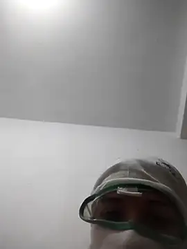 Snapshot of KleberL chatting on 02/13/26, 10:21 KleberL online show from 02/13/26, 10:21