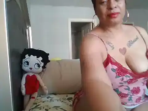 Snapshot of MSweetLindaParks chatting on 03/09/25, 06:54 MSweetLindaParks online show from 03/09/25, 06:54