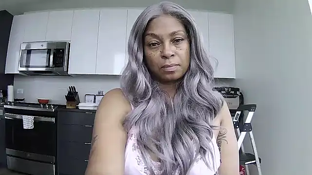 Snapshot of MSweetLindaParks chatting on 07/07/26, 11:25 MSweetLindaParks online show from 07/07/26, 11:25