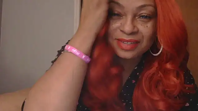 MSweetLindaParks online show from 10/25/25, 11:05