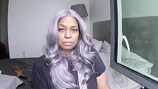 Snapshot of MSweetLindaParks chatting on 06/23/26, 01:09 MSweetLindaParks online show from 06/23/26, 01:09