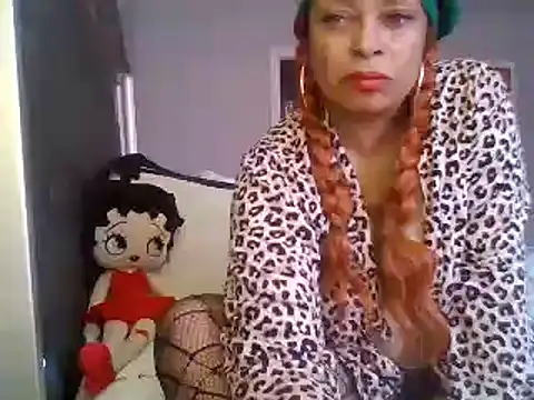 Snapshot of MSweetLindaParks chatting on 03/22/25, 03:31 MSweetLindaParks online show from 03/22/25, 03:31