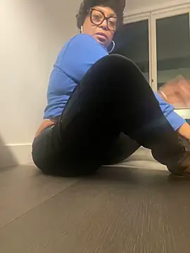 MSweetLindaParks online show from 03/27/26, 12:08