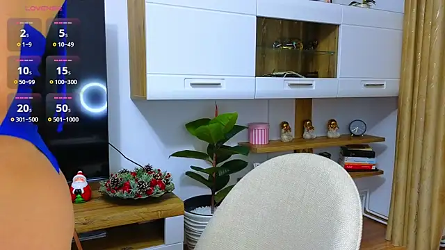 Snapshot of BbyKristy chatting on 12/22/25, 04:40 BbyKristy online show from 12/22/25, 04:40