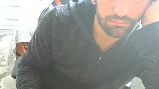 Snapshot of crazybaby5461 chatting on 11/09/25, 09:35 crazybaby5461 online show from 11/09/25, 09:35