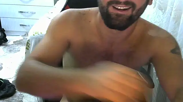 Snapshot of crazybaby5461 chatting on 10/05/25, 12:12 crazybaby5461 online show from 10/05/25, 12:12