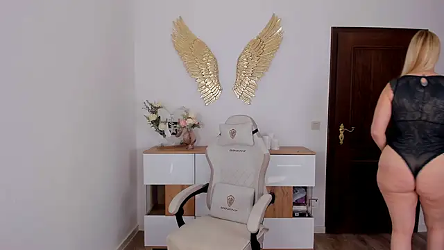 Sally Secret online show from 11/06/25, 11:25