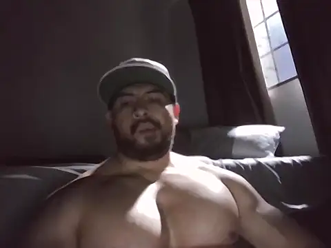 marcus002001 online show from 04/14/26, 04:28