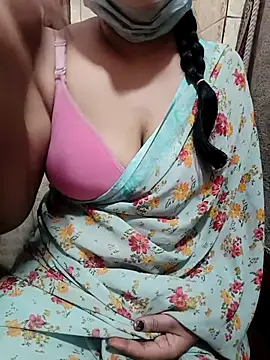 sangeetha4bide online show from 10/23/25, 05:17