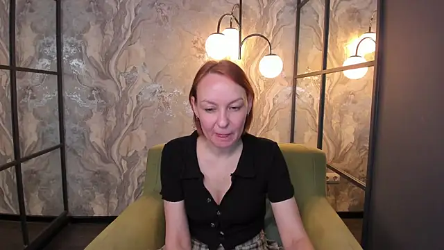 Snapshot of NikaGentle chatting on 03/10/25, 11:45 NikaGentle online show from 03/10/25, 11:45