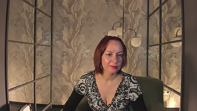 Snapshot of NikaGentle chatting on 10/17/25, 05:44 NikaGentle online show from 10/17/25, 05:44