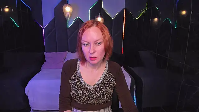 Snapshot of NikaGentle chatting on 10/11/25, 05:41 NikaGentle online show from 10/11/25, 05:41