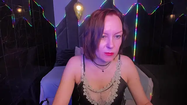 Snapshot of NikaGentle chatting on 12/03/25, 05:30 NikaGentle online show from 12/03/25, 05:30