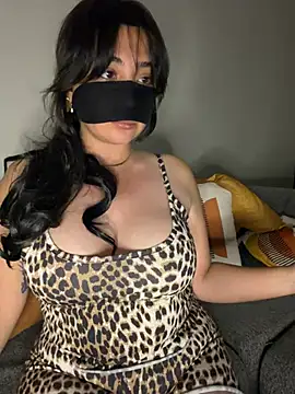  L0VE ME online show from 05/28/26, 10:48