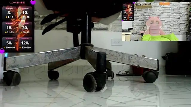 Snapshot of hot-timefun chatting on 03/01/26, 08:42 hot-timefun online show from 03/01/26, 08:42