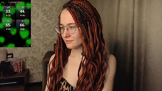 AgnesGraham online show from 10/12/25, 08:21