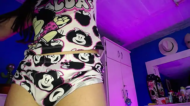 Lunahoney1 online show from 10/21/25, 07:24