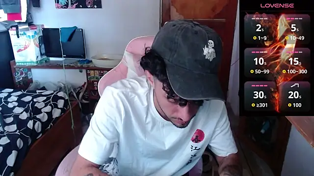 Apolo S online show from 04/14/26, 02:00