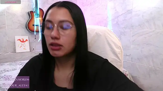 LauraRuiz1 online show from 06/05/26, 10:48