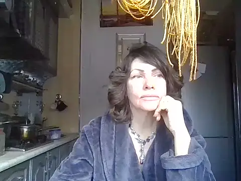 Snapshot of Baby-Matilda chatting on 02/18/25, 07:21 Baby-Matilda online show from 02/18/25, 07:21