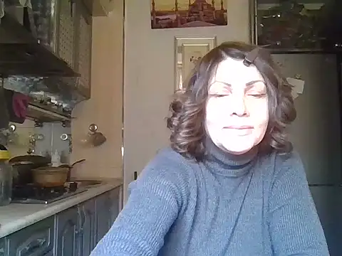 Snapshot of Baby-Matilda chatting on 03/05/25, 12:44 Baby-Matilda online show from 03/05/25, 12:44