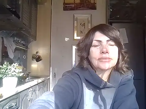 Baby-Matilda online show from 11/25/25, 09:09