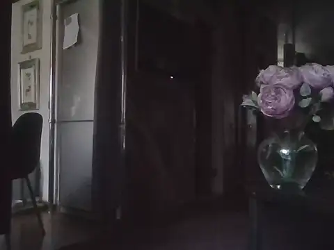 Baby-Matilda online show from 12/22/25, 12:16