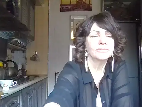 Snapshot of Baby-Matilda chatting on 03/22/25, 06:22 Baby-Matilda online show from 03/22/25, 06:22