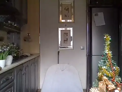 Baby-Matilda online show from 12/19/25, 11:23