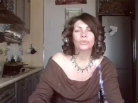 Snapshot of Baby-Matilda chatting on 02/23/25, 10:17 Baby-Matilda online show from 02/23/25, 10:17