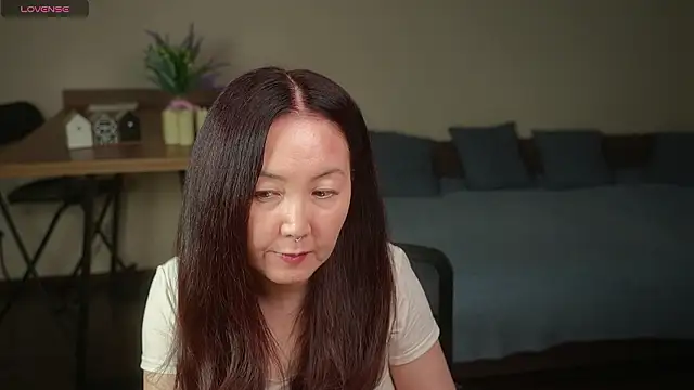 AvroraSakura online show from 03/05/26, 12:24