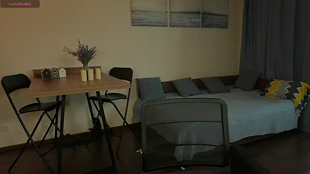 AvroraSakura online show from 11/15/25, 09:46