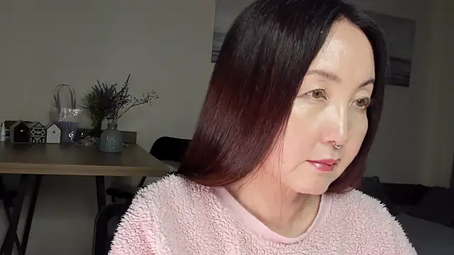 AvroraSakura online show from 09/20/25, 12:10